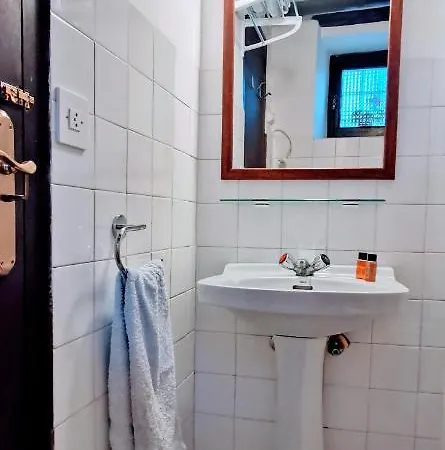 Casa Independiente Y Completa Con 