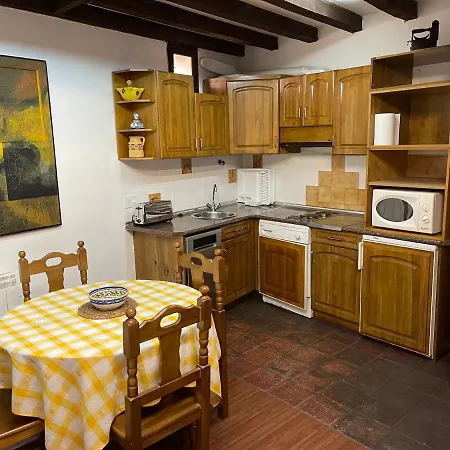 Casa Independiente Y Completa Con 