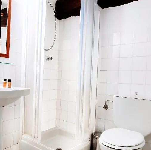 Casa Independiente Y Completa Con 